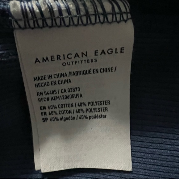 Cropped Polo T-Shirt (available in 2 colors) - Picture 4 of 5